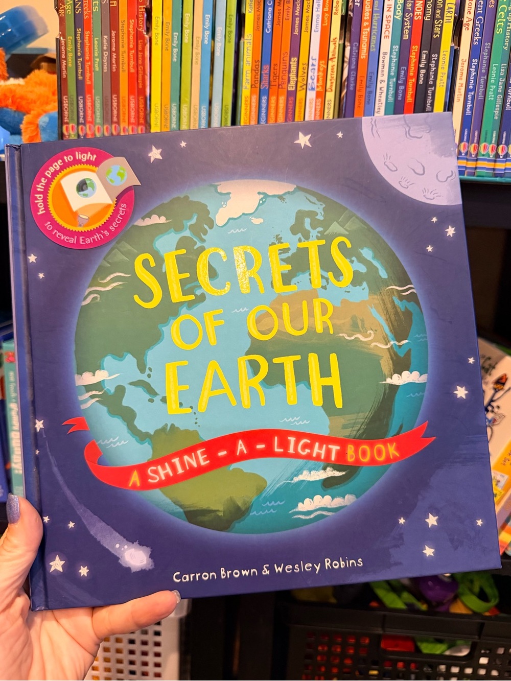 Secrets of Our Earth - Shine-A-Light Book (Blue)